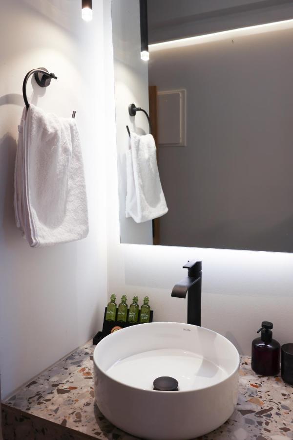 Uphill Unique Boutique Suites Skiathos Town Luaran gambar