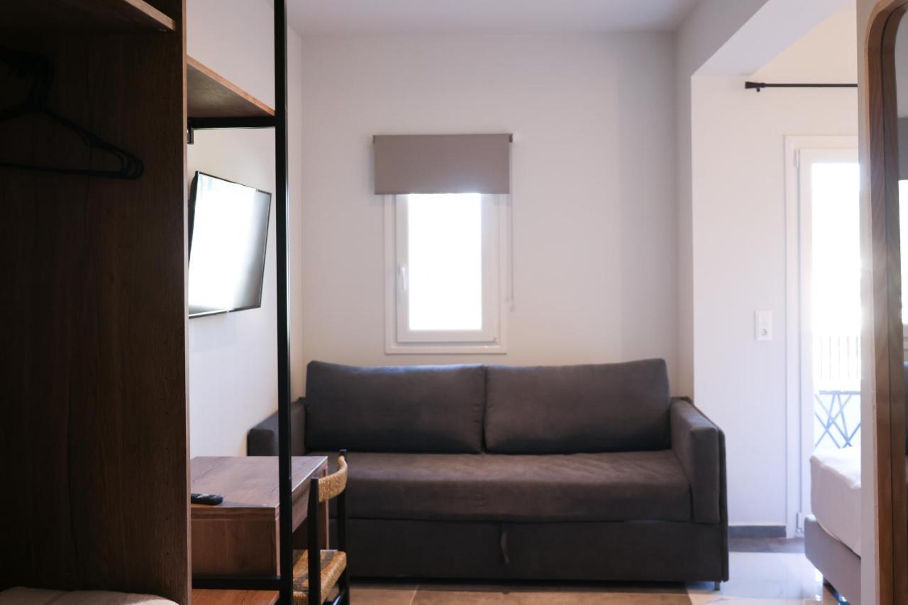 Uphill Unique Boutique Suites Skiathos Town Luaran gambar