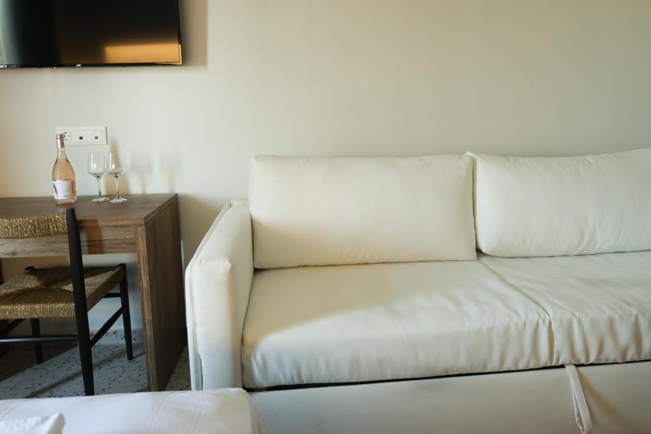 Uphill Unique Boutique Suites Skiathos Town Luaran gambar