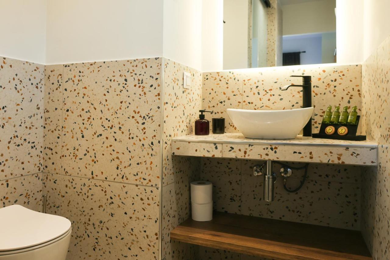 Uphill Unique Boutique Suites Skiathos Town Luaran gambar