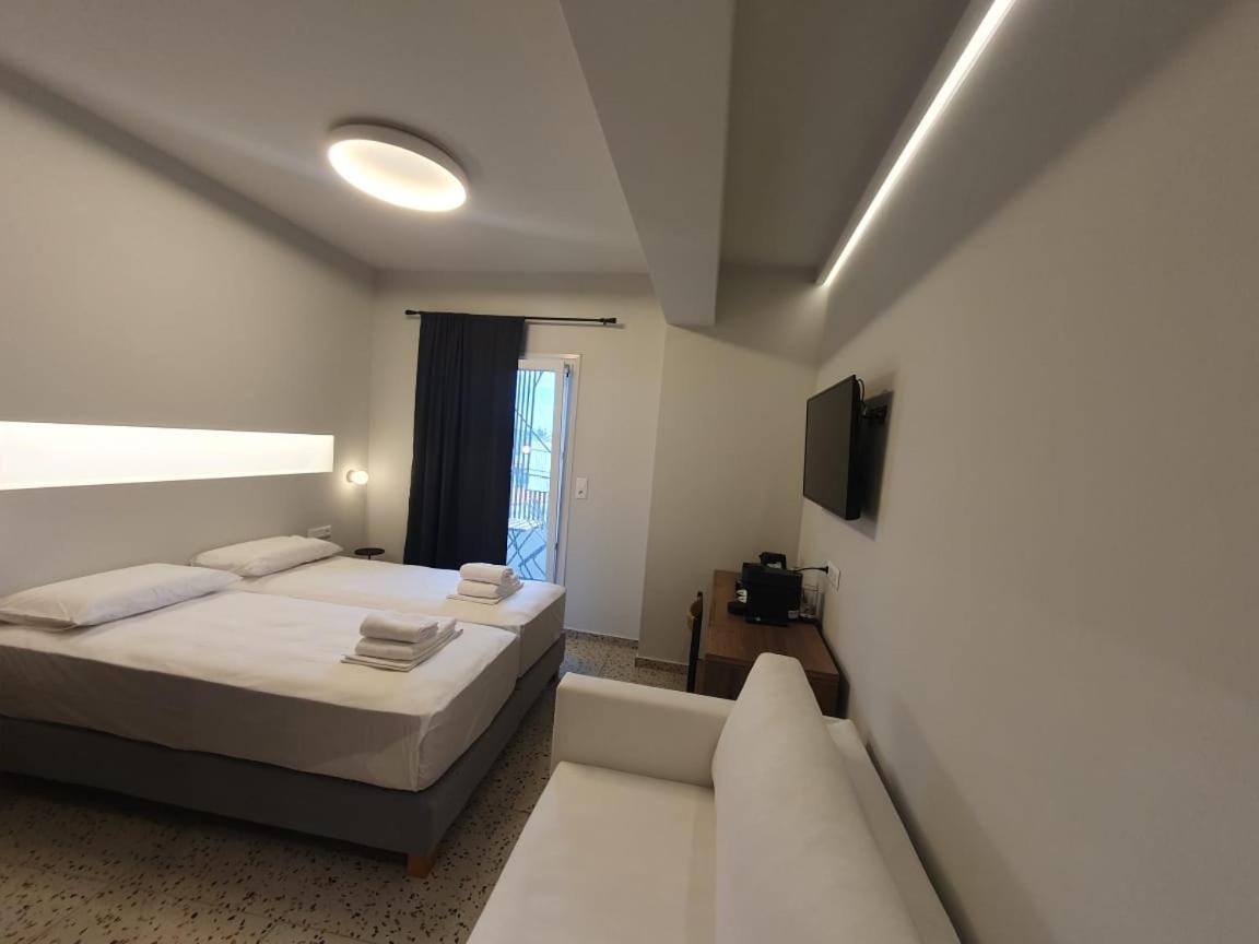 Uphill Unique Boutique Suites Skiathos Town Luaran gambar